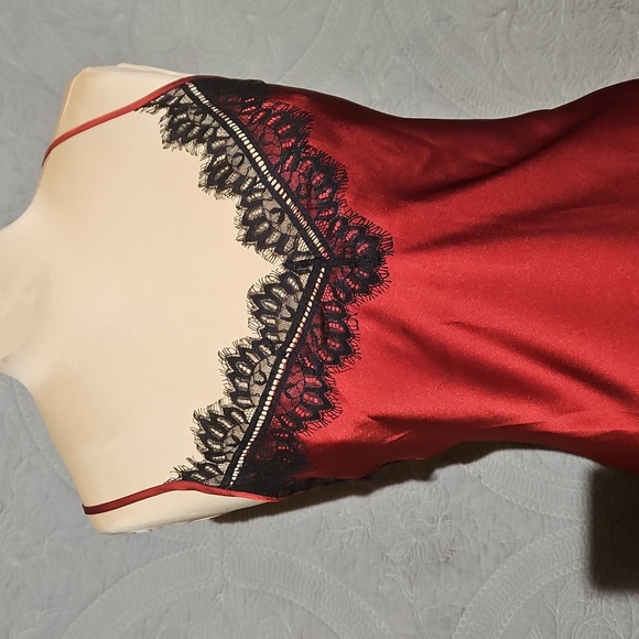 2 Piece Raunchy, Sexy Red Robe & Chemise Set - Picture 5 of 12